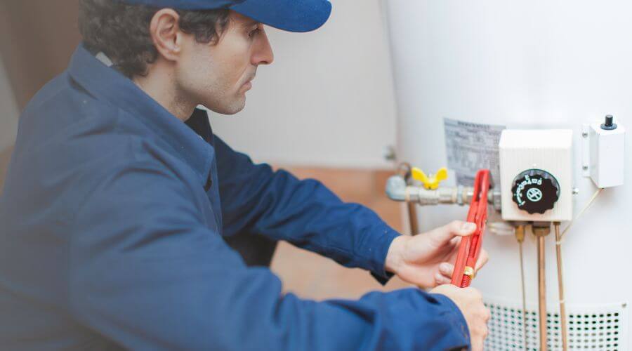 Expert burst pipe repair services in Swedesburg, IA